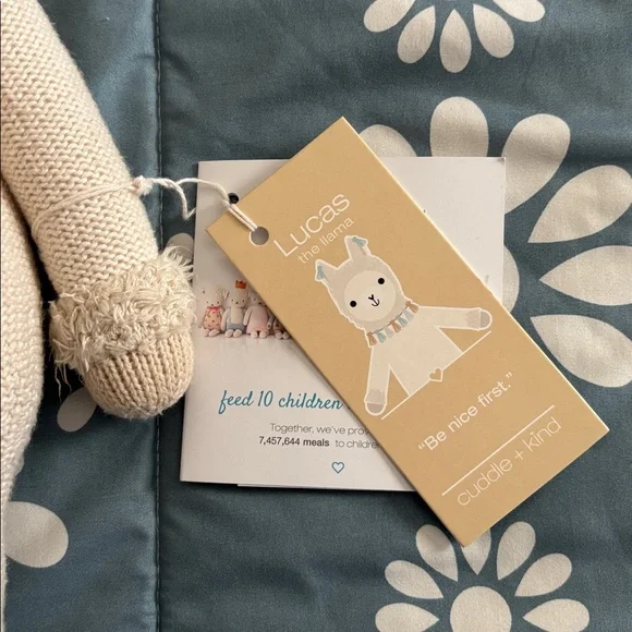 Cuddle + Kind Regular 20” Lucas the Llama hand knit doll - Picture 3 of 6